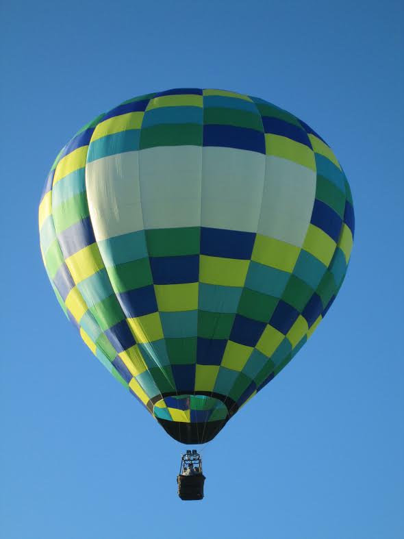 Black hot air balloon